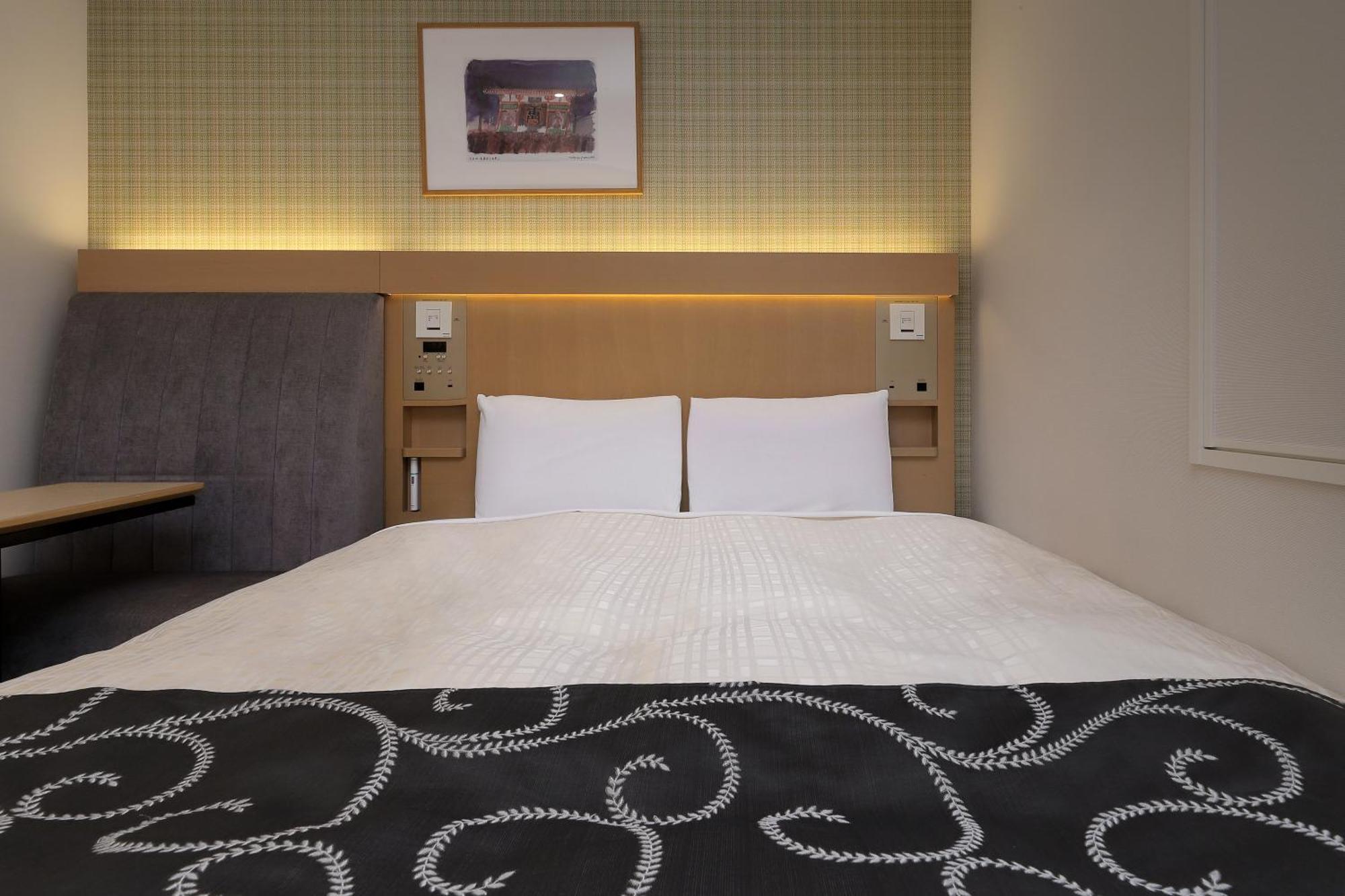 Keio Presso Inn Nihonbashi Kayabacho Токіо Екстер'єр фото